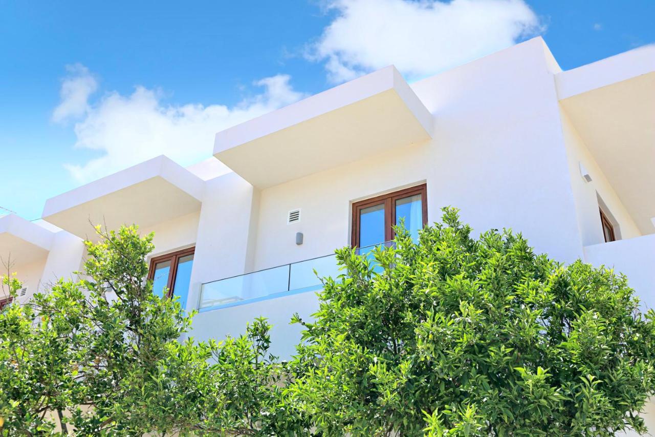 Апартаменты Elmaral Living Experience "Adults Only" Агия-Пелагия  Экстерьер фото
